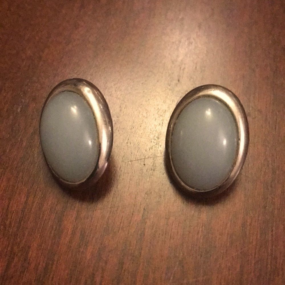 Vintage Trifari silver oval clip-on earrings